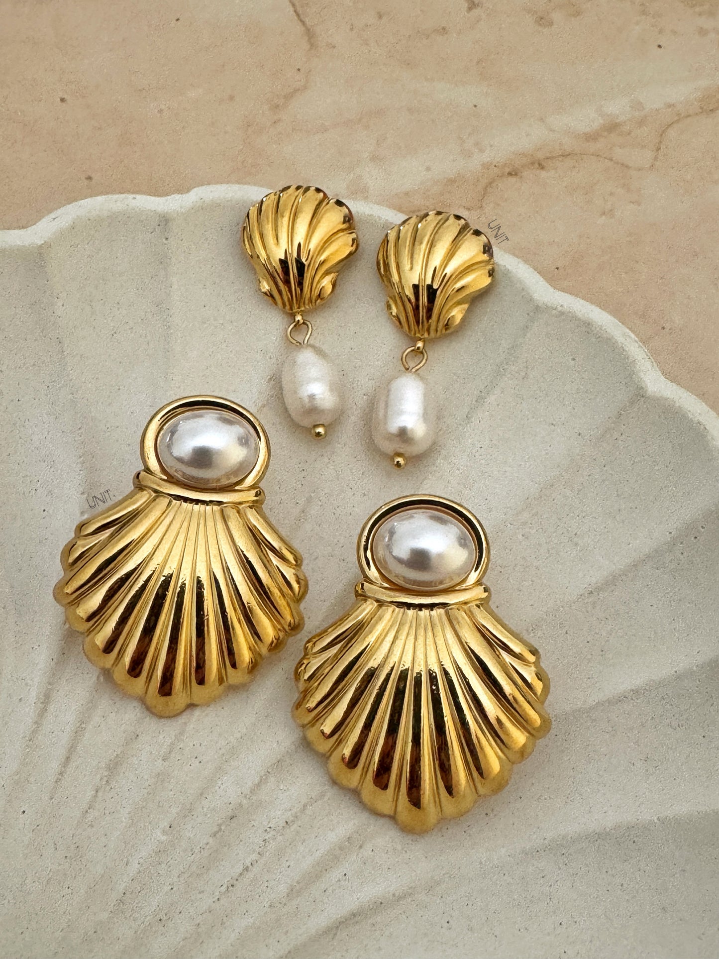 Marina Gold Wave Pearl Drops