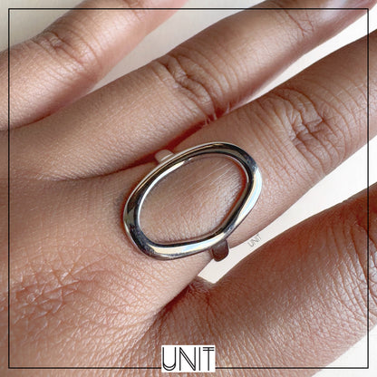 Elara Oval Silver Ring