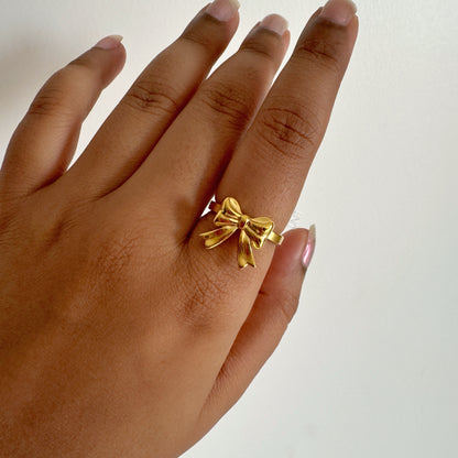 Belle Bow Ring