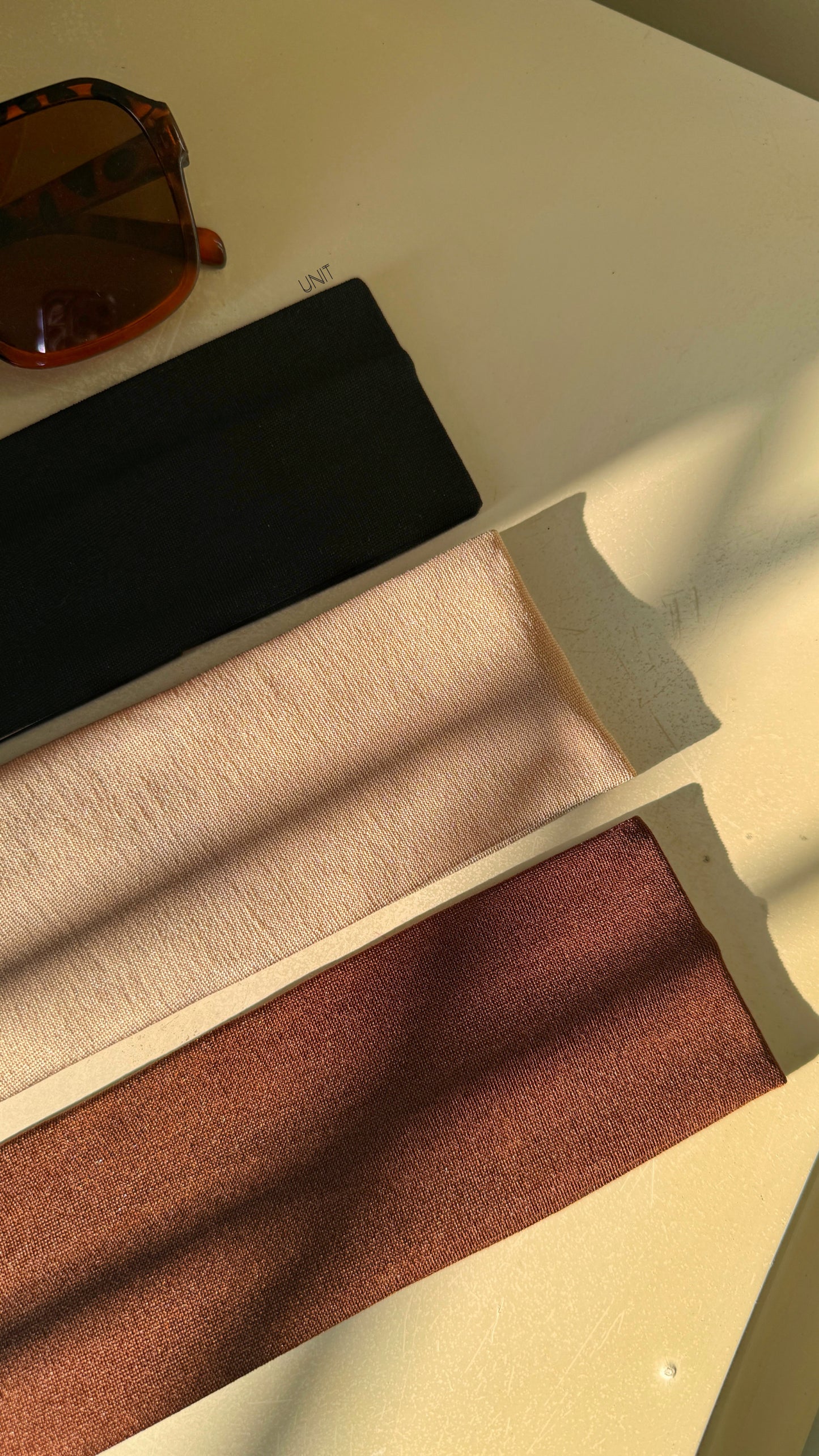 Aura Fabric Hairband - Mocha