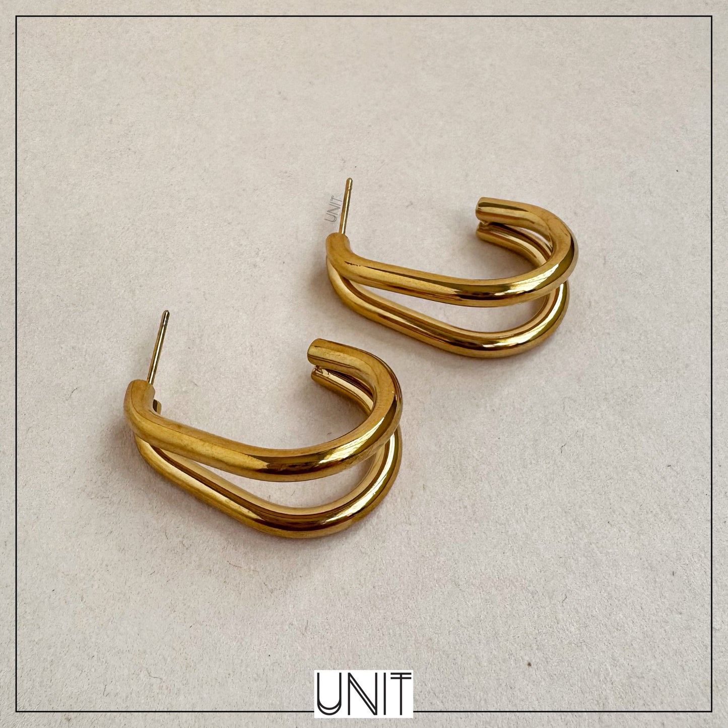 Selene Double Curve Hoops