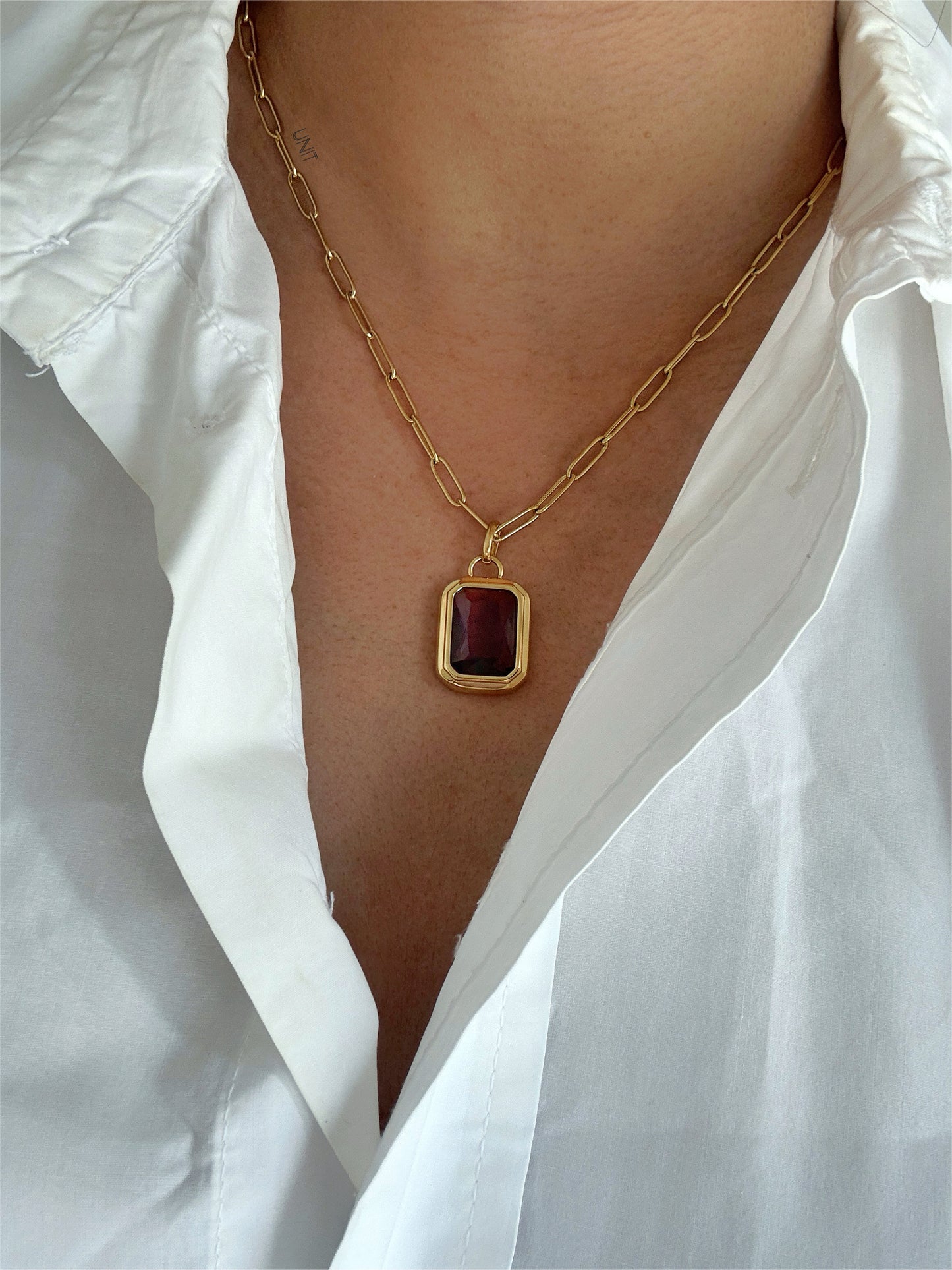 Amethyst Gold Frame Necklace