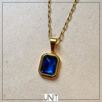 Sapphire Gold Frame Necklace