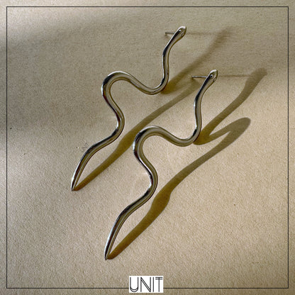 Seren Wave Drop Silver Earrings