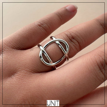 Aria Knot Silver Ring