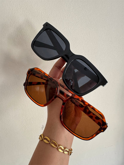 Tortoise Frame Oversized Sunglasses