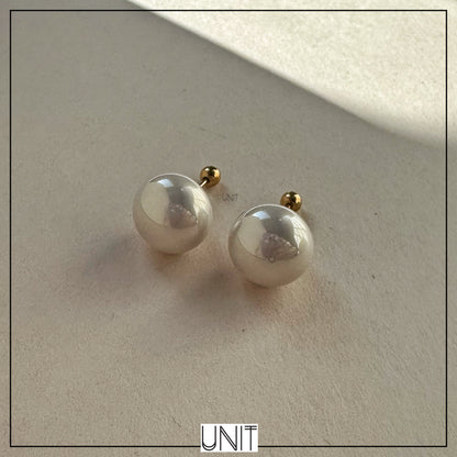 Liora Pearl Studs