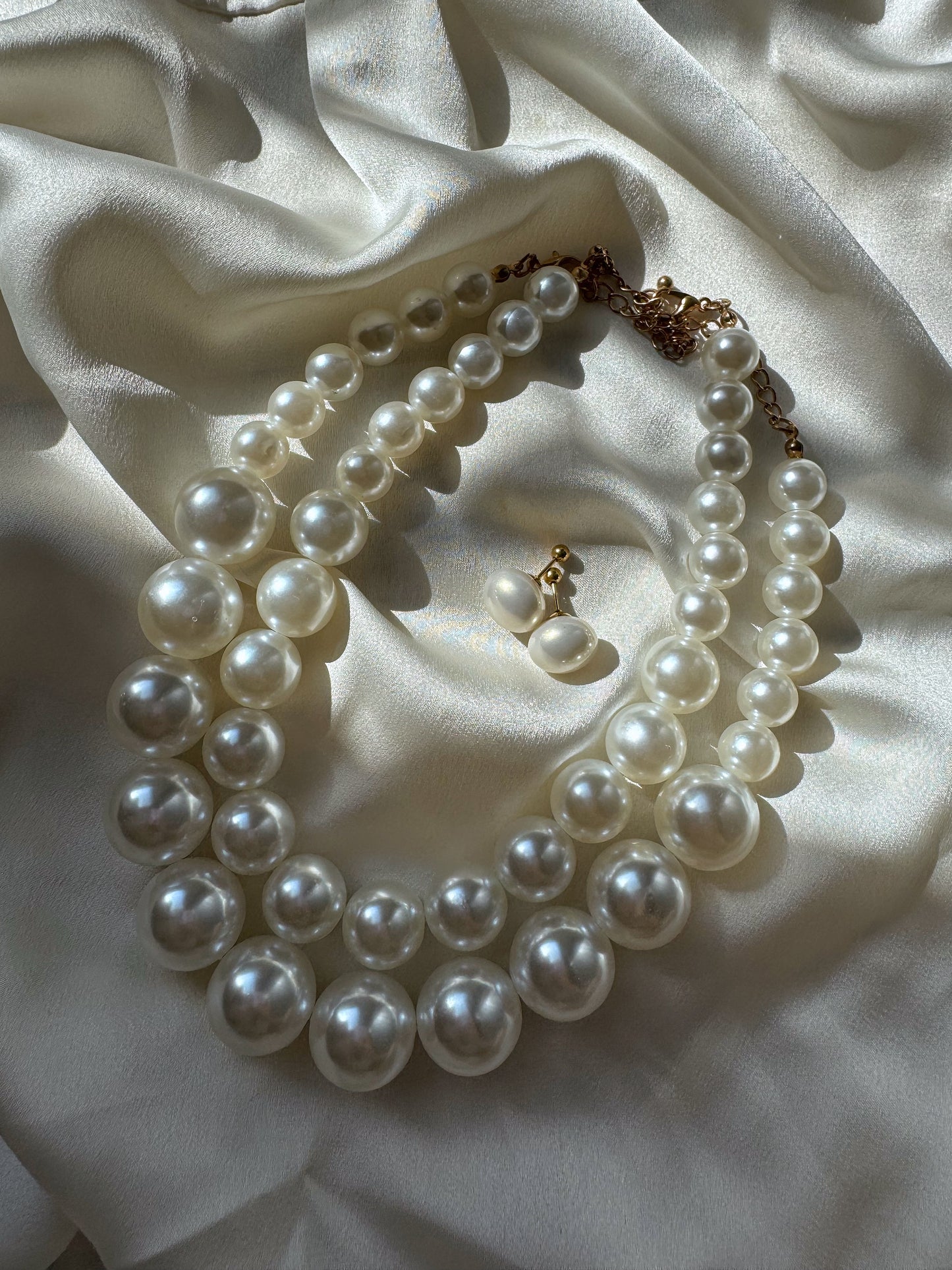 Liora Pearl Studs