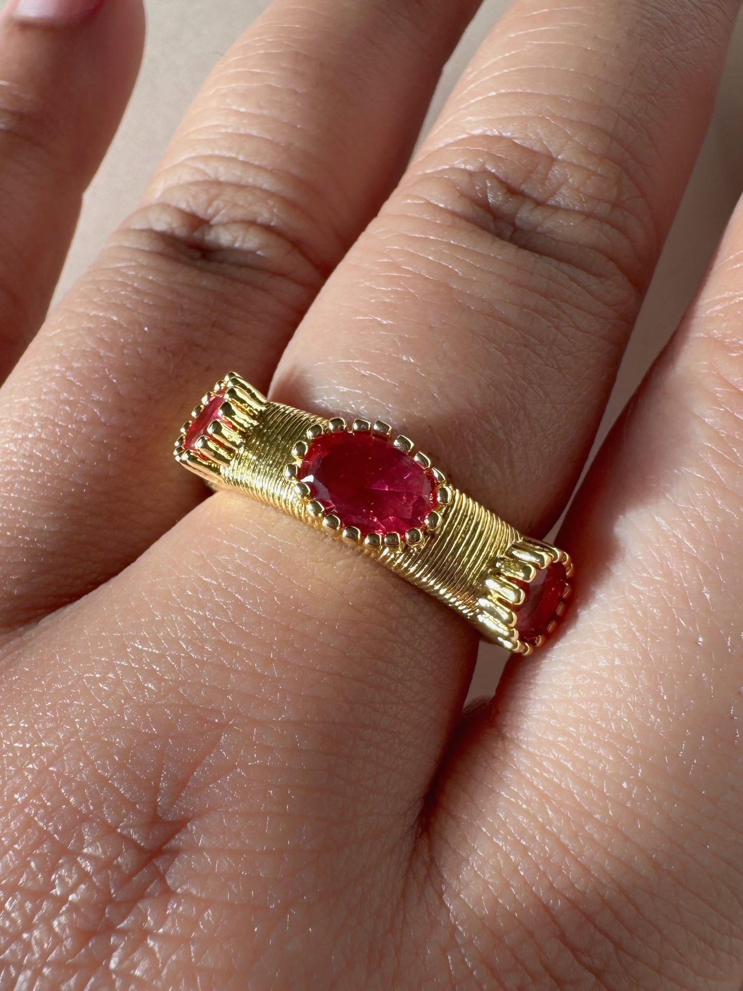 Rouge Royale Ring