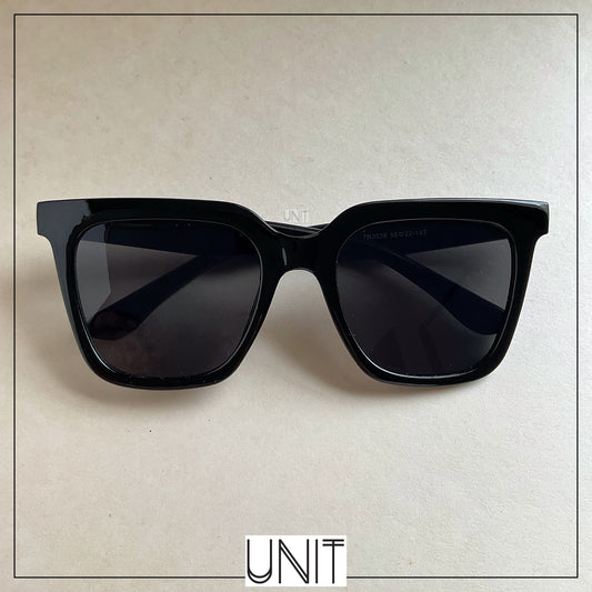 Classic Black Square Sunglasses