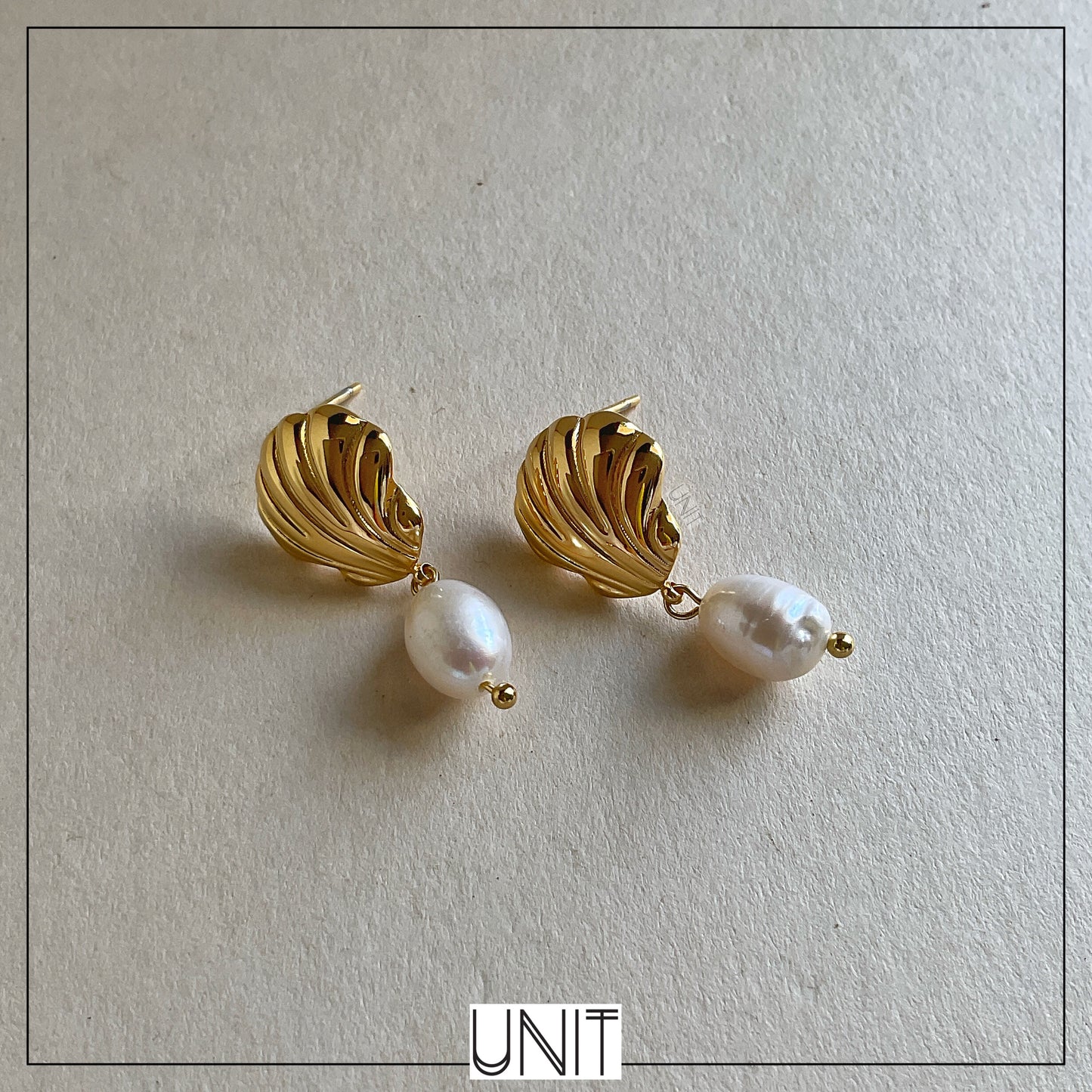 Marina Gold Wave Pearl Drops