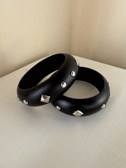 Nyx Studded Black Bangle