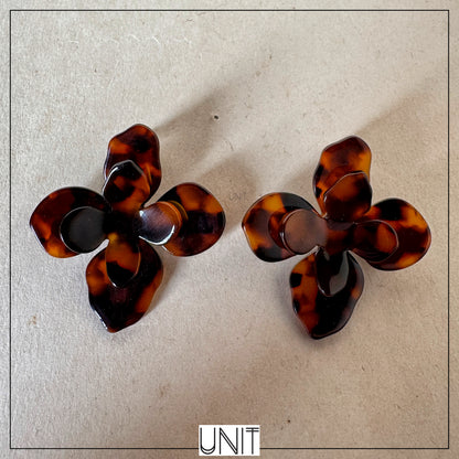 Sable Floral Stud Earrings
